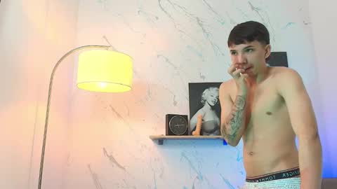 Snapshot of andy_miller5 chatting on February 20, 9:04 pm ANDY online show from February 20, 9:04 pm