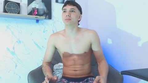 Snapshot of andy_miller5 chatting on March 8, 2:04 am ANDY online show from March 8, 2:04 am