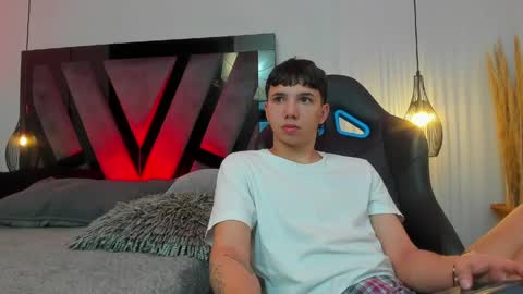 ANDY online show from May 8, 10:59 pm