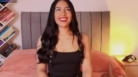 andy_saenz13 online show from May 20, 11:00 pm