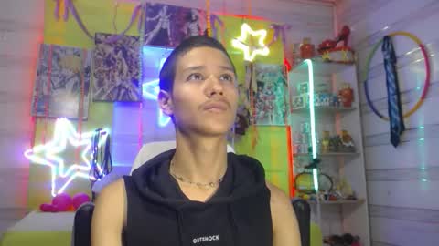 Snapshot of andy_staar18 chatting on February 20, 7:03 pm andy online show from February 20, 7:03 pm