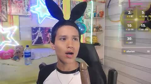 Snapshot of andy_staar18 chatting on March 6, 6:37 pm andy online show from March 6, 6:37 pm