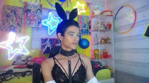 Snapshot of andy_staar18 chatting on March 24, 8:36 pm andy online show from March 24, 8:36 pm