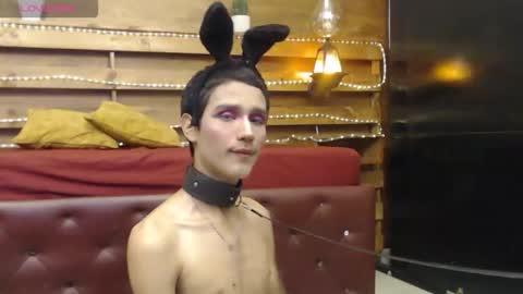 Snapshot of andy_staar18 chatting on March 28, 10:09 pm andy online show from March 28, 10:09 pm