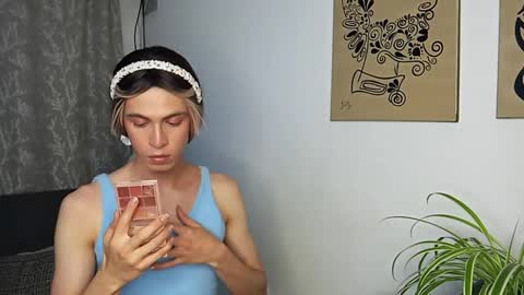 Andy van der Rose online show from October 21, 2:45 am