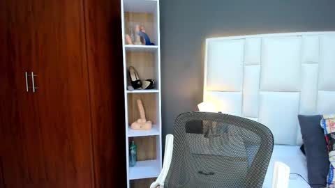 Andy D online show from March 4, 10:54 am