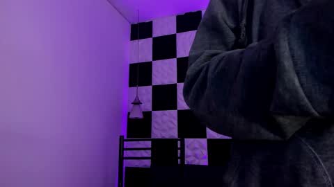 andyfame11 online show from October 11, 7:01 pm