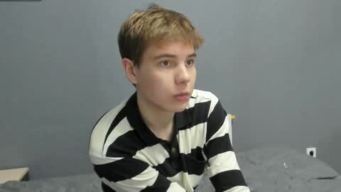 Mandy and Andy online show from November 19, 10:10 pm