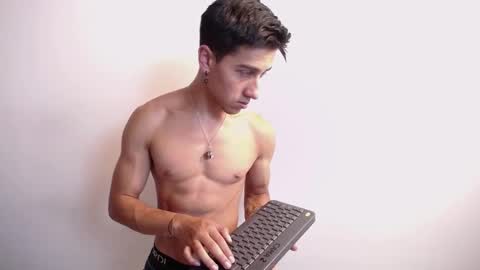 Snapshot of andyjoy_ chatting on January 13, 5:44 pm Andy Joy online show from January 13, 5:44 pm