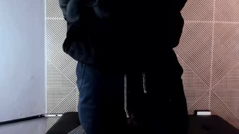 Snapshot of andyjoy_ chatting on January 20, 11:56 am Andy Joy online show from January 20, 11:56 am