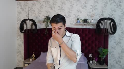 Snapshot of andyjoy_ chatting on January 22, 11:23 am Andy Joy online show from January 22, 11:23 am