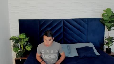 Snapshot of andyjoy_ chatting on February 12, 11:29 am Andy Joy online show from February 12, 11:29 am