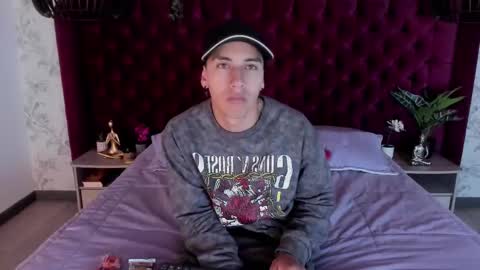 Snapshot of andyjoy_ chatting on February 13, 10:34 am Andy Joy online show from February 13, 10:34 am