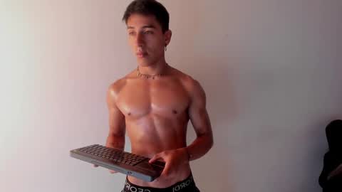Snapshot of andyjoy_ chatting on February 15, 1:49 pm Andy Joy online show from February 15, 1:49 pm