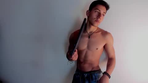 Snapshot of andyjoy_ chatting on March 7, 4:33 pm Andy Joy online show from March 7, 4:33 pm