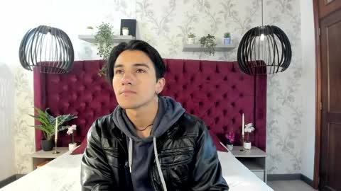 Andy Joy  online show from April 26, 11:08 am