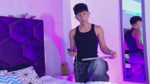 andyjustgame  online show from March 14, 4:40 am