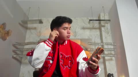 Snapshot of andypalmer_ chatting on January 5, 3:43 am andy palmer online show from January 5, 3:43 am