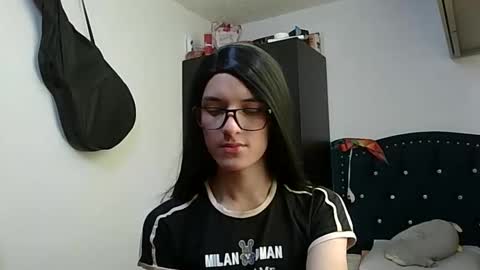 Snapshot of andytwi chatting on April 1, 2:03 pm Andy online show from April 1, 2:03 pm