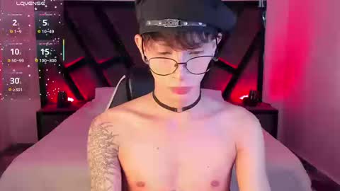 Snapshot of andywiills chatting on March 19, 9:41 pm Andy online show from March 19, 9:41 pm