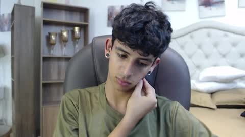 andyxibrat online show from May 9, 6:57 pm