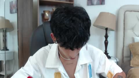 andyxibrat online show from May 11, 7:00 pm