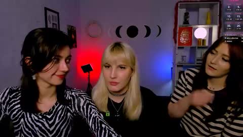 Snapshot of anelia_sun chatting on March 19, 2:59 am anelia_sun online show from March 19, 2:59 am