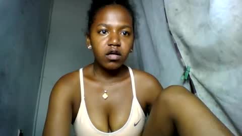 anequat01 online show from February 3, 6:40 am