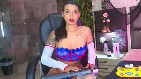 Snapshot of anette_bennet chatting on October 26, 1:06 pm anette_bennet online show from October 26, 1:06 pm