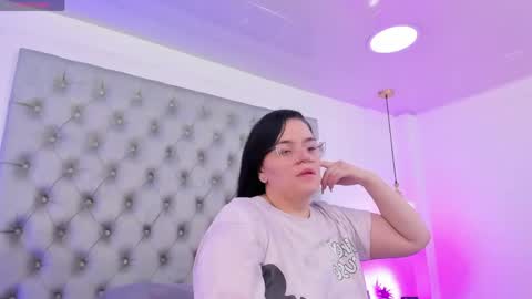anette_cooper online show from April 28, 3:44 am