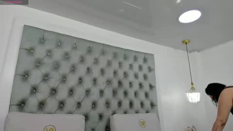 anette_cooper online show from May 6, 3:13 am