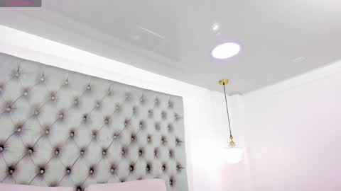 anette_cooper online show from May 19, 3:46 am