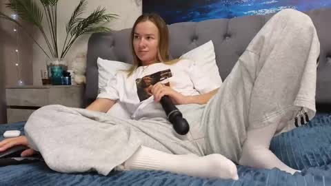 ange1ok online show from May 6, 2:55 pm