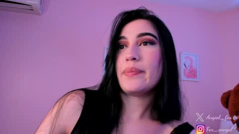 Snapshot of angeel_fox chatting on May 4, 11:12 pm Angel online show from May 4, 11:12 pm