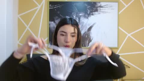 Snapshot of angeel_queen_ chatting on April 1, 1:12 pm angeel queen online show from April 1, 1:12 pm