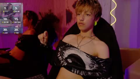 angeel_tay online show from June 4, 7:53 pm