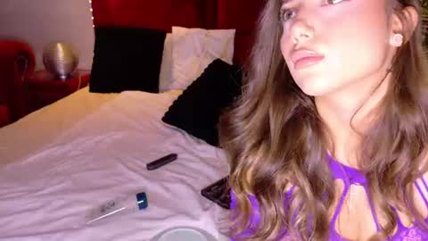angel__vibe online show from June 11, 9:57 pm