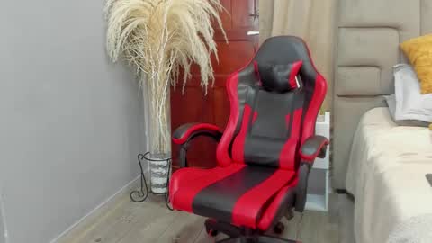 Snapshot of angel_adamx chatting on September 25, 5:11 am Angel online show from September 25, 5:11 am