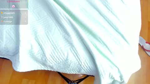  Angel  online show from September 21, 3:35 pm