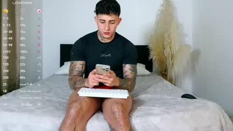 angel_boy01 online show from November 5, 12:10 am