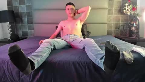 Snapshot of angel_cherry_ chatting on February 14, 11:53 pm Angel Cherry 10.0 online show from February 14, 11:53 pm