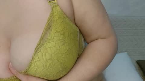 Angel coco online show from December 22, 6:10 am