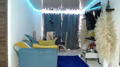 Angel Curl online show from April 29, 5:52 pm