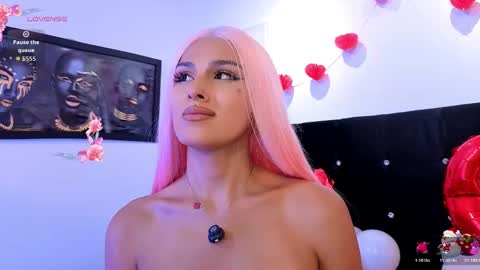 Snapshot of angel_dragun chatting on February 15, 7:51 am Angel-dragun online show from February 15, 7:51 am