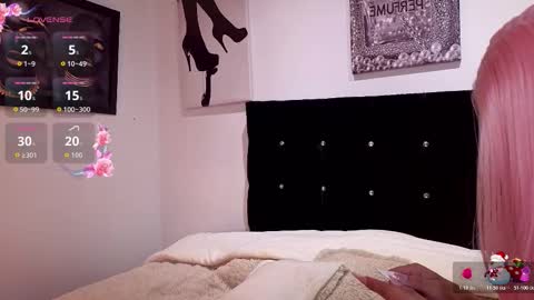 Snapshot of angel_dragun chatting on February 19, 3:13 am Angel-dragun online show from February 19, 3:13 am