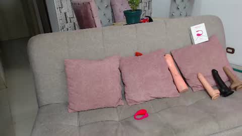 Snapshot of angel_dreamx chatting on June 26, 10:25 pm Hanna online show from June 26, 10:25 pm