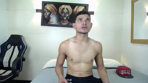 Angel Dusstt online show from December 3, 12:36 pm