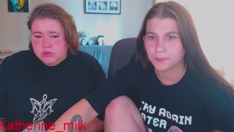 Snapshot of angel_gelya chatting on June 20, 12:19 pm Angel online show from June 20, 12:19 pm