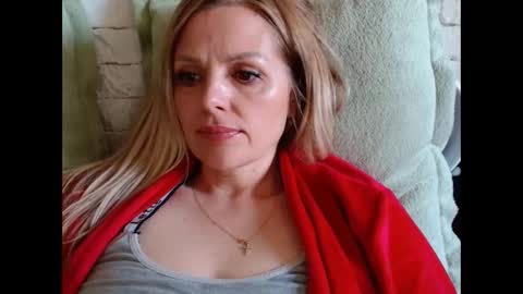 Snapshot of angel_girllovemy chatting on October 30, 8:05 am ANGEL online show from October 30, 8:05 am