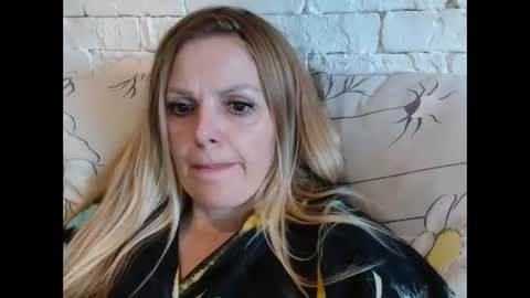 Snapshot of angel_girllovemy chatting on November 26, 11:22 am ANGEL online show from November 26, 11:22 am